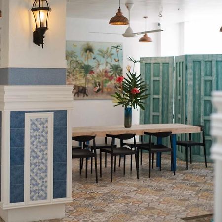 1001 Nights Boutique Inn 카가얀드오로 외부 사진